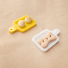 플레이팅 도마 급식기